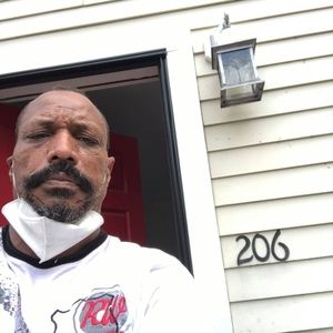 Meet your Posher, Ernest